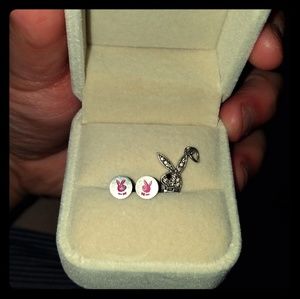 Playboy bunny pendant and earrings